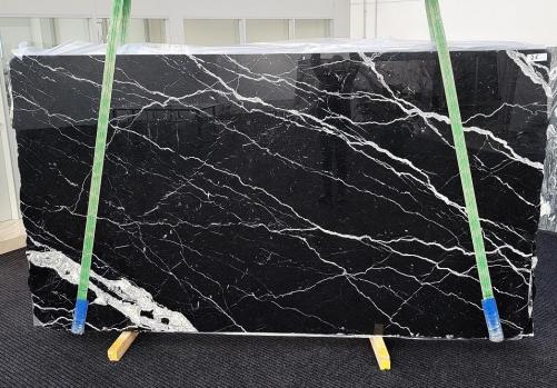 Supply polished slabs 1.2 cm in natural marble NERO MARQUINA 1492. Detail image pictures 