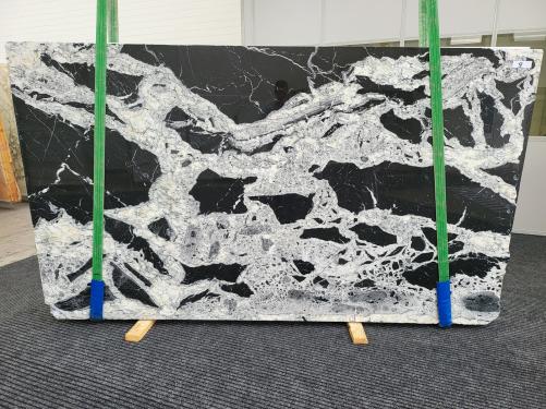 Supply polished slabs 0.8 cm in natural marble NERO MARQUINA 1607. Detail image pictures 