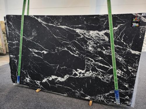 Supply honed slabs 0.8 cm in natural marble NERO MARQUINA 1888. Detail image pictures 
