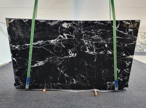 Supply polished slabs 0.8 cm in natural marble NERO MARQUINA 1888. Detail image pictures 