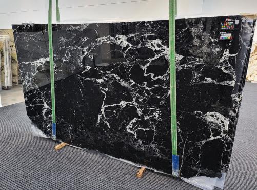 Supply polished slabs 0.8 cm in natural marble NERO MARQUINA 1888. Detail image pictures 