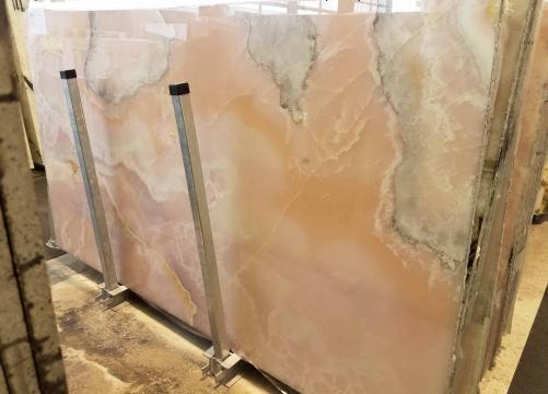 Supply polished slabs 0.8 cm in natural onyx ONICE ROSA AA S0242. Detail image pictures 