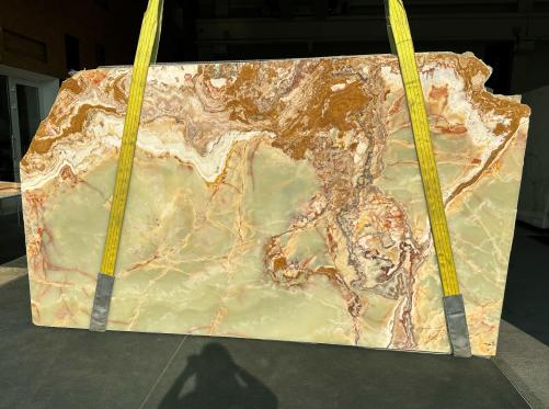 Supply polished slabs 0.8 cm in natural onyx ONICE VERDE CHIARO S0240. Detail image pictures 