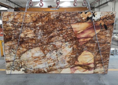 Supply polished slabs 0.8 cm in natural granite PATAGONIA D 1716G. Detail image pictures 