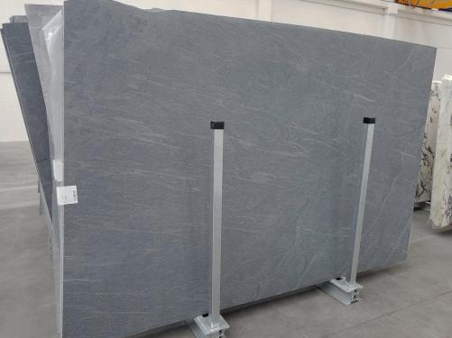 Supply honed slabs 0.8 cm in natural limestone PIETRA DI CARDOSO 1338. Detail image pictures 