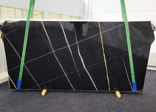 Supply polished slabs 0.8 cm in natural marble Sahara Noir 1688. Detail image pictures 
