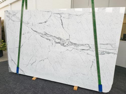 Supply polished slabs 0.8 cm in natural marble STATUARIETTO 1785. Detail image pictures 