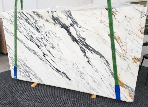 Supply polished slabs 0.8 cm in natural marble STATUARIO CORCHIA 1486. Detail image pictures 