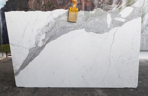 Supply polished slabs 0.8 cm in natural marble STATUARIO VENATO VENA LARGA CL0287. Detail image pictures 