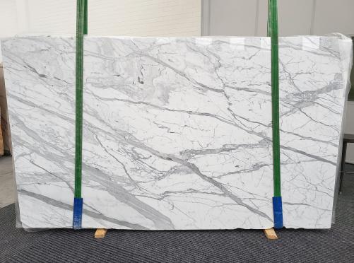 Supply polished slabs 0.8 cm in natural marble STATUARIO VENATO 1532. Detail image pictures 