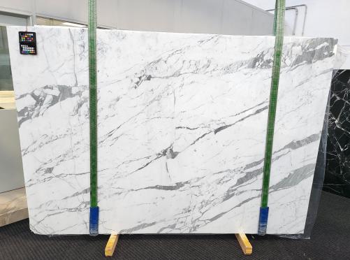 Supply polished slabs 0.8 cm in natural marble STATUARIO VENATO 1931. Detail image pictures 