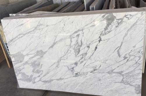 Supply polished slabs 1.2 cm in natural marble STATUARIO VENATO #1408. Detail image pictures 
