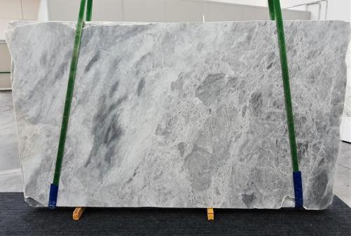 Supply polished slabs 0.8 cm in natural marble TRAMBISERA 1293. Detail image pictures 
