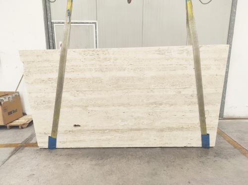 Supply sawn slabs 0.8 cm in natural travertine TRAVERTINO NAVONA VENATO 2032M. Detail image pictures 