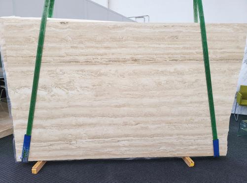 Supply honed slabs 0.8 cm in natural travertine TRAVERTINO NAVONA 1642. Detail image pictures 