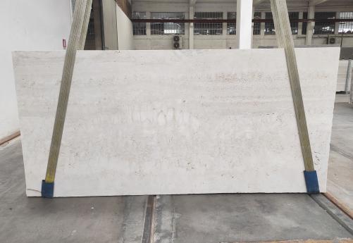 Supply honed slabs 0.8 cm in natural travertine TRAVERTINO NAVONA 1889M. Detail image pictures 