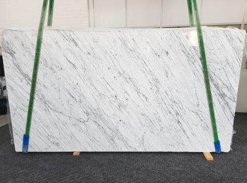 Supply polished slabs 1.2 cm in natural marble VENATINO BIANCO 1716. Detail image pictures 