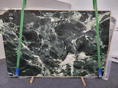 Supply polished slabs 0.8 cm in natural marble VERDE ALPI 1850. Detail image pictures 