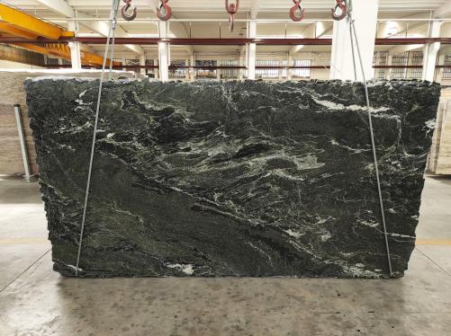 Supply polished slabs 0.8 cm in natural gneiss VERDITALIA 1746G. Detail image pictures 