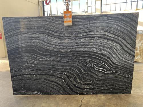 Supply polished slabs 0.7 cm in natural marble Zebra Black DL0081. Detail image pictures 